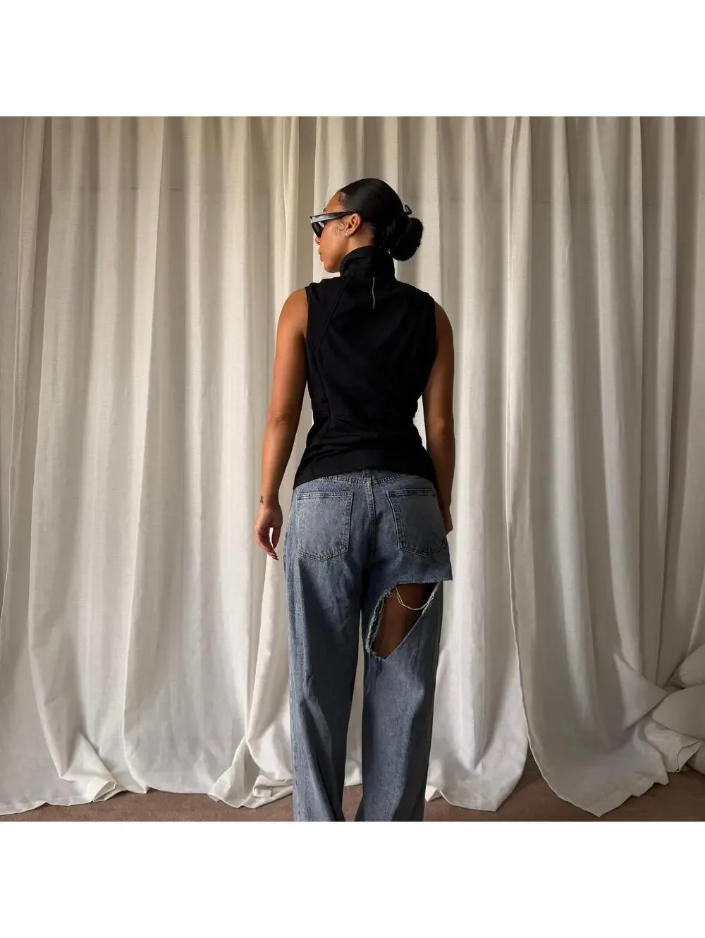 ASICS - Picture 3 of 8